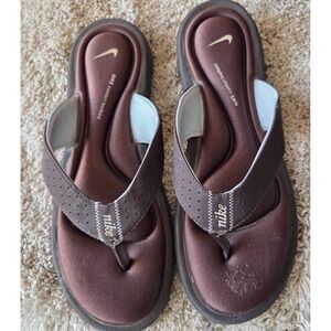 Nike Comfort Cushioned Footbed Thong Sandals Womens Size 12 Brown ~VG CONDITION~